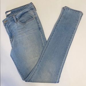 Levi’s Women 711 size 31 Jeans